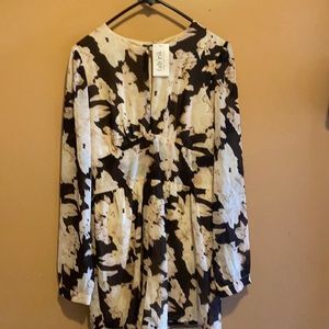 Fab'rik sz small cream, tan and brown floral dress skort.